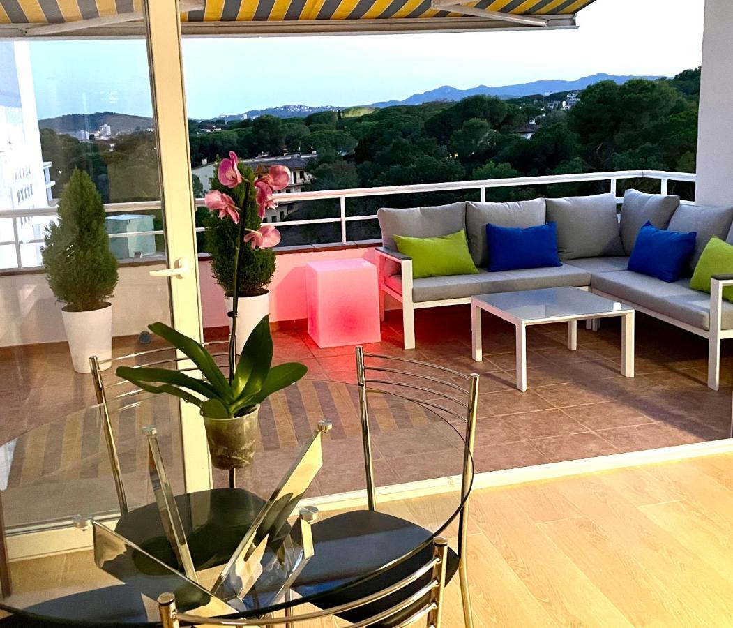 Modern Penthouse With Big Terrace Apartman Platja d'Aro Kültér fotó