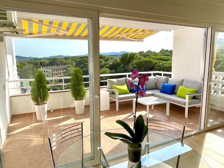 Modern Penthouse With Big Terrace Apartman Platja d'Aro Kültér fotó