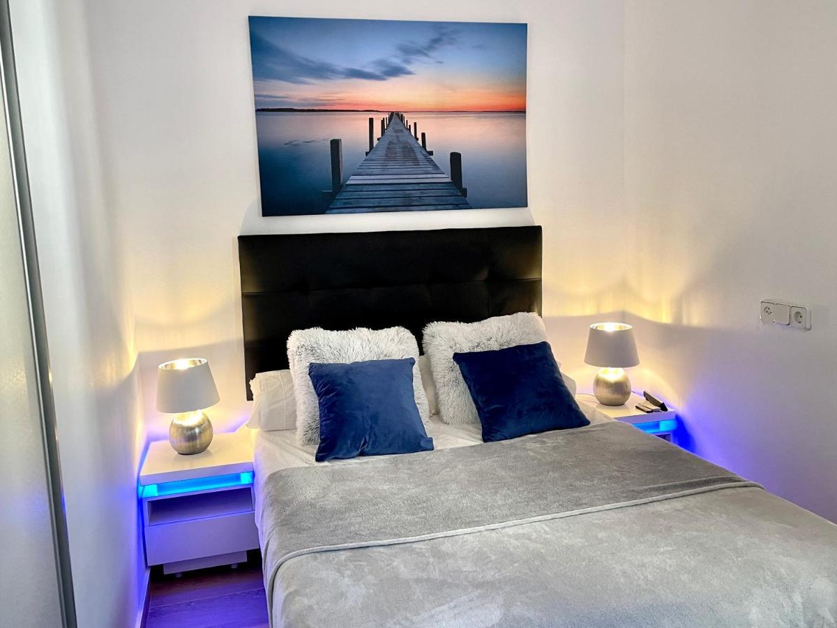 Modern Penthouse With Big Terrace Apartman Platja d'Aro Kültér fotó